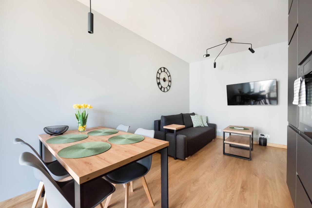 Wola Skwer Happy Apartment Warszawa Exteriör bild