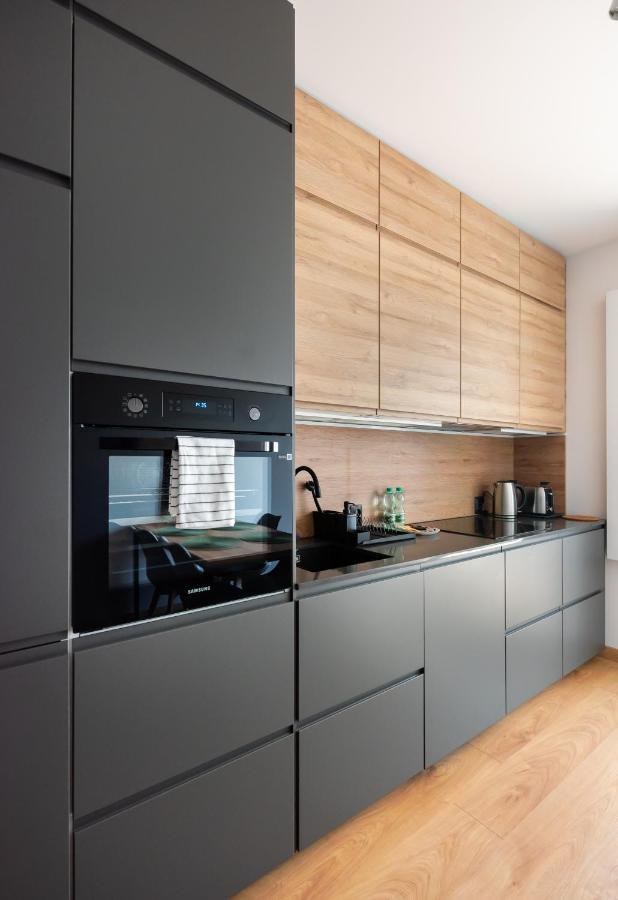 Wola Skwer Happy Apartment Warszawa Exteriör bild